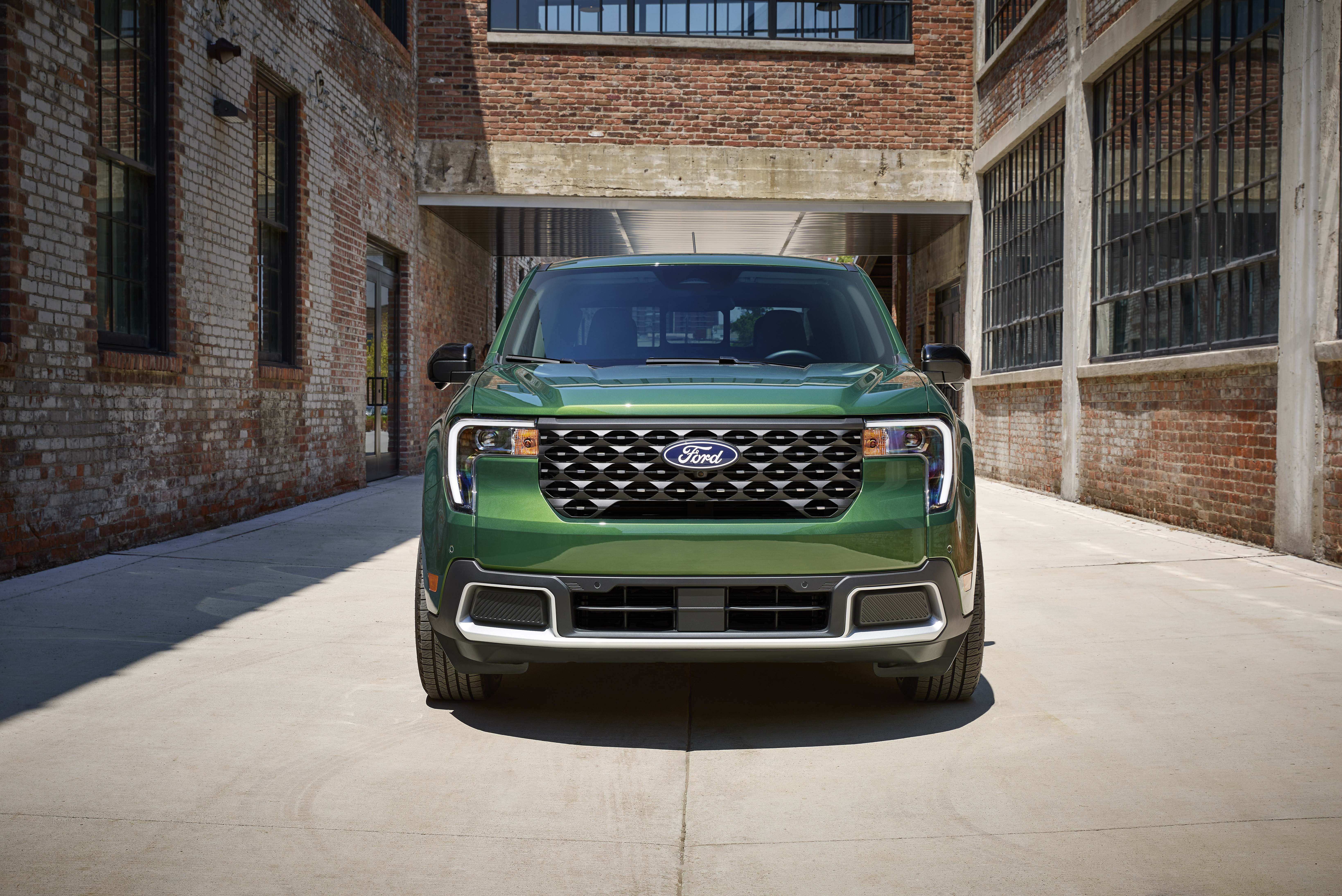 Preproduction model shown. Available early 2025.